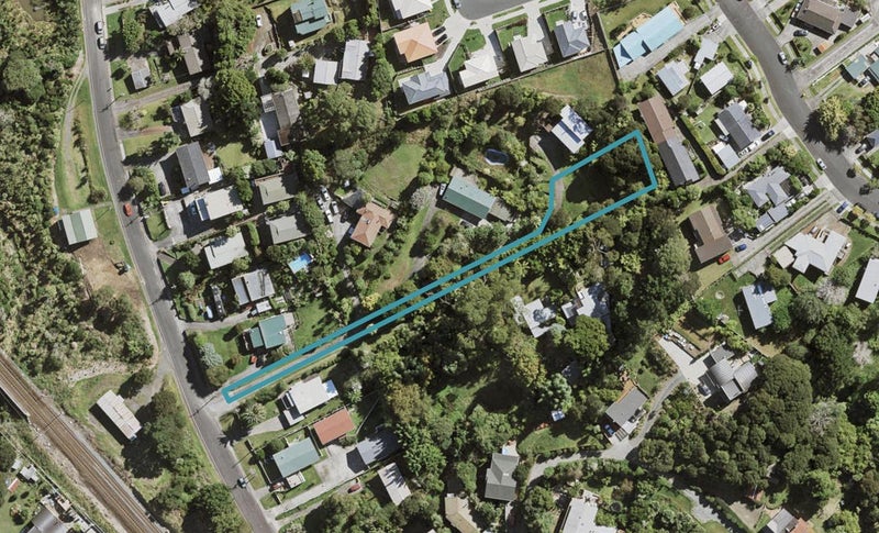 39B Rangeview Road, Sunnyvale, Auckland - Carousel 1