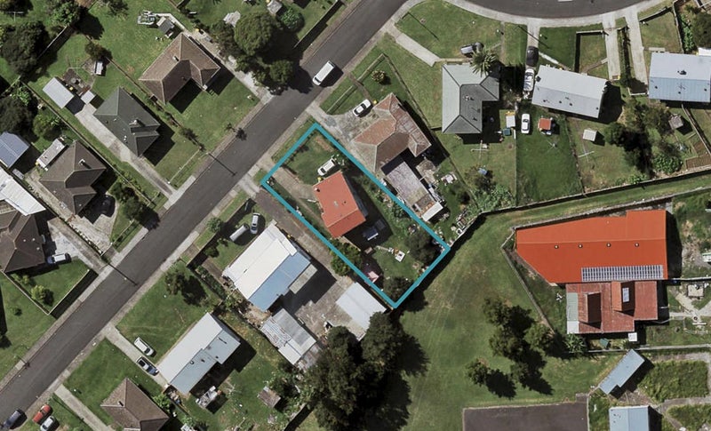 65 Cooper Crescent, Otara, Auckland - Carousel 1