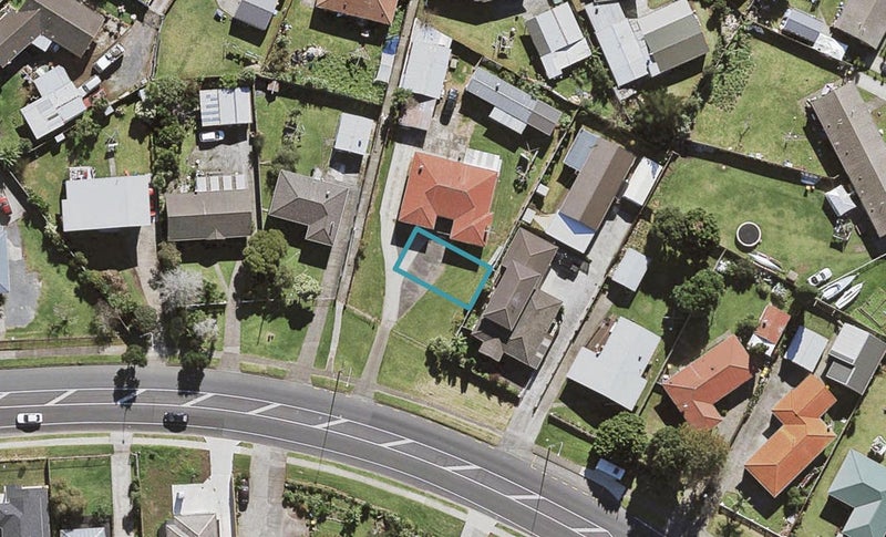 699 Massey Road, Māngere, Auckland - Carousel 1