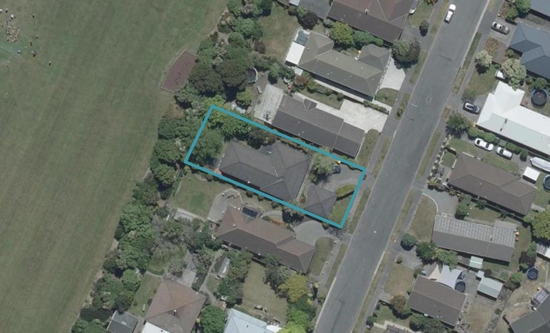 33 Radiata Avenue, Parklands, Christchurch - Carousel 1