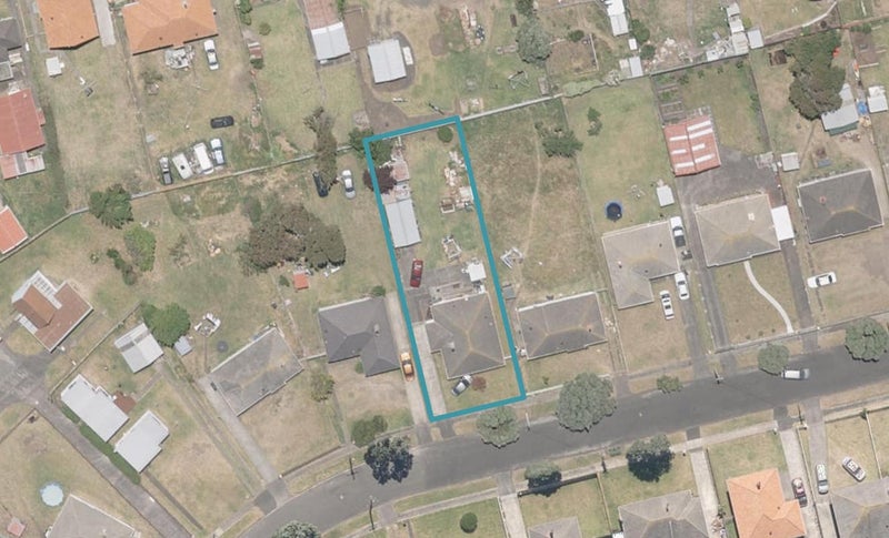 16 Maire Street, Gonville, Whanganui - Carousel 1