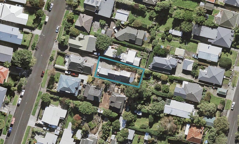 14A Waitomo Avenue, Mount Eden, Auckland - Carousel 1