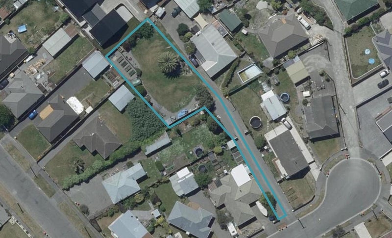 7 Esk Place, Aranui, Christchurch - Carousel 1