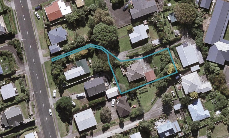 27B Lorna Street, Lynmouth, New Plymouth - Carousel 1