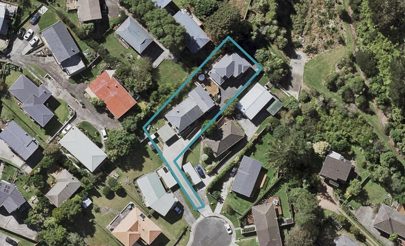 1/18 Jonathan Place, Sunnynook, Auckland - Carousel 1
