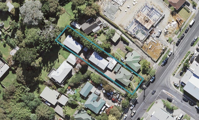 2/16 Sabulite Road, Kelston, Auckland - Carousel 1
