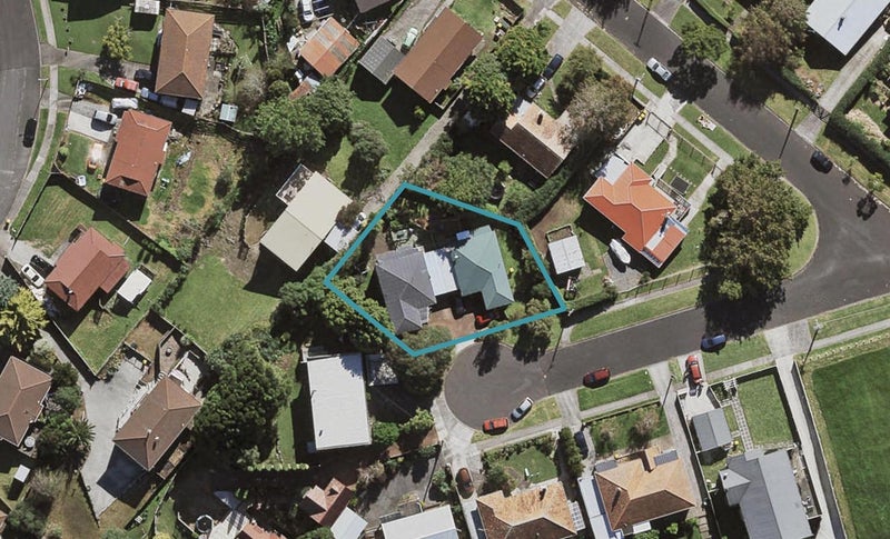 32A Peverill Crescent, Papatoetoe, Auckland - Carousel 1