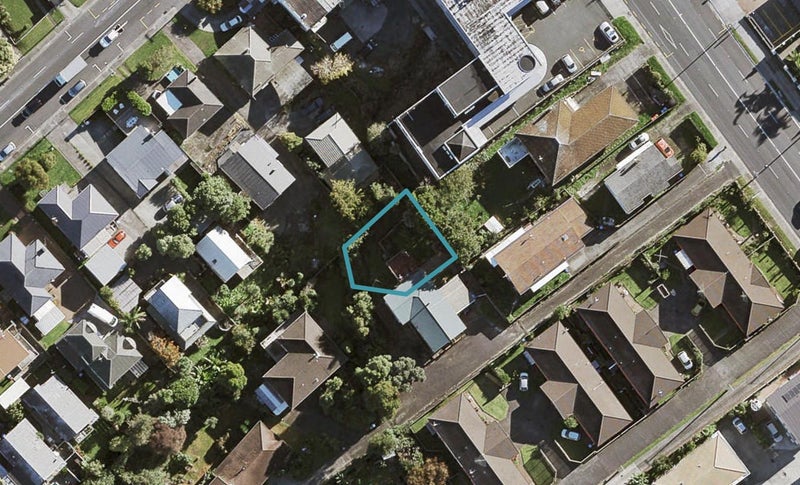 451E Richardson Road, Mount Roskill, Auckland - Carousel 1
