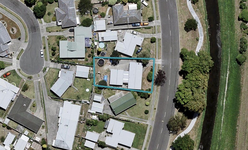 63 Westminster Avenue, Tamatea, Napier - Carousel 1