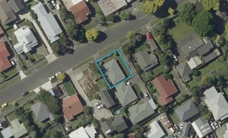 18A Keeling Street, West End, Palmerston North - Carousel 1