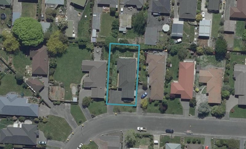 36 Regency Crescent, Redwood, Christchurch - Carousel 1