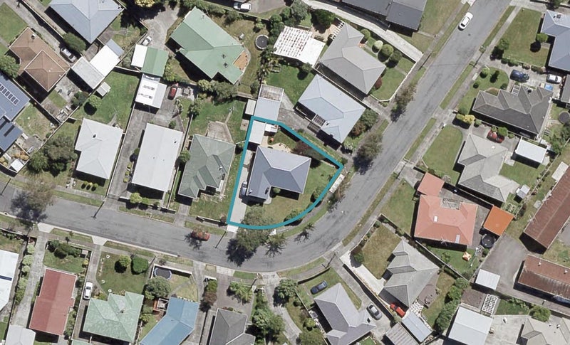21 Mcdonald Street, Taita, Lower Hutt - Carousel 1