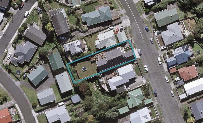 57 Dorset Avenue, Westown, New Plymouth - Carousel 1
