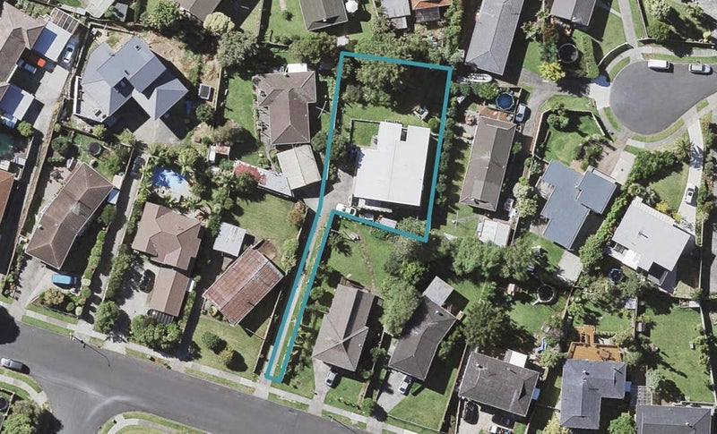 26 Kurnell Drive, Botany Downs, Auckland - Carousel 1