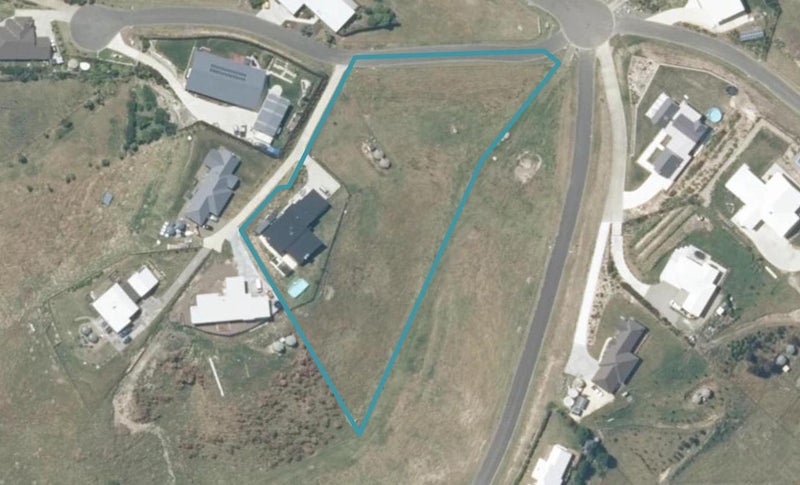 4 Quarry Ridge, Poraiti, Napier - Carousel 1