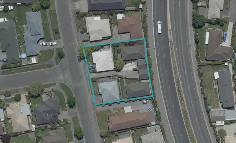 1/15 Kintyre Drive, Broomfield, Christchurch - Carousel 1