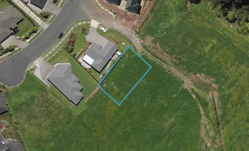 4 Sycamore Drive, Kamo, Whangarei - Carousel 1