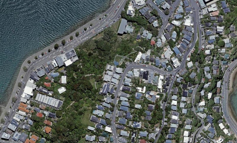 18 The Crescent, Roseneath, Wellington - Carousel 1
