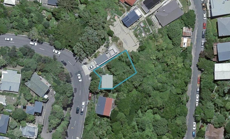 95 Raroa Road, Aro Valley, Wellington - Carousel 1