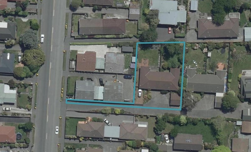 1/174A Grimseys Road, Redwood, Christchurch - Carousel 1