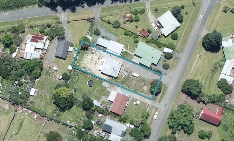 6 Carroll Street, Frasertown, Wairoa - Carousel 1