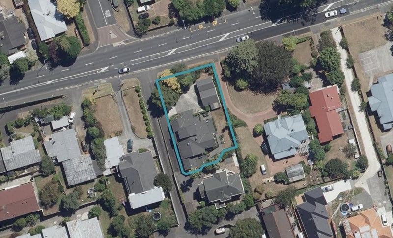 8 Boundary Road, Claudelands, Hamilton - Carousel 1