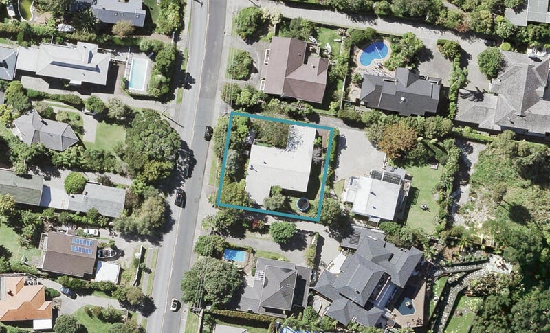 235 Beach Road, Campbells Bay, Auckland - Carousel 1