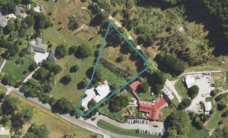 156 Valley Road, Mangapapa, Gisborne - Carousel 1