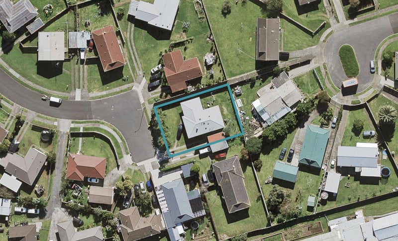 39 Ashmore Place, Favona, Auckland - Carousel 1