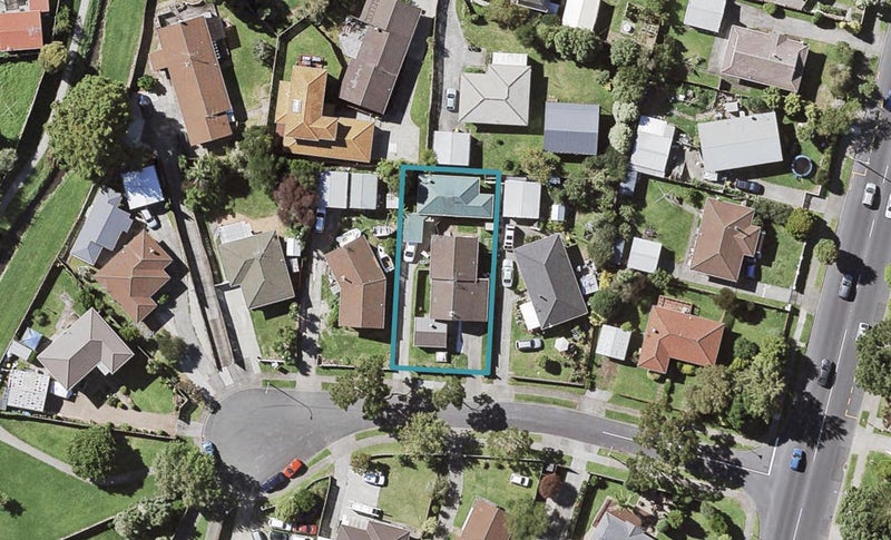 5 Tangelo Place, Bucklands Beach, Auckland - Carousel 1