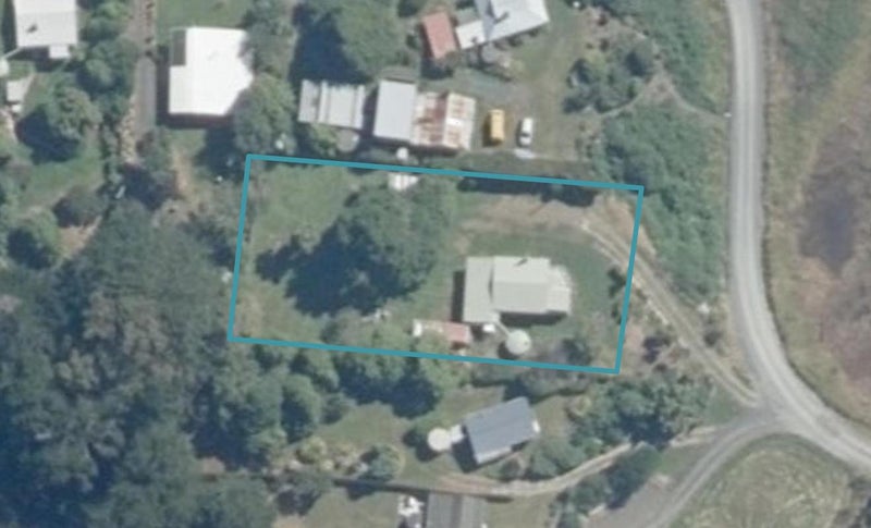 9 Peace Street, Taieri Beach, Taieri Mouth - Carousel 1