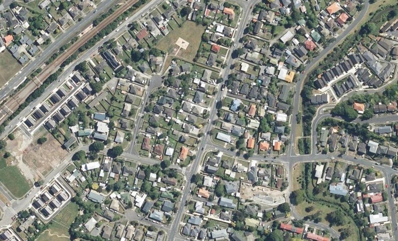 345 Waiwhetu Road, Fairfield, Lower Hutt - Carousel 1