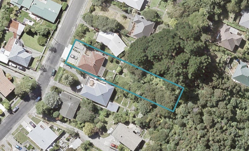 17 Holland Street, Wainuiomata, Lower Hutt - Carousel 1