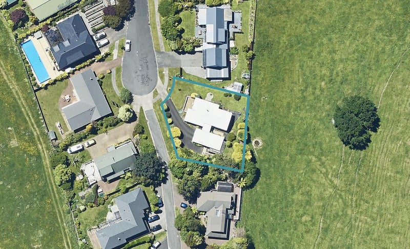 19 Janet Place, Lynmore, Rotorua - Carousel 1