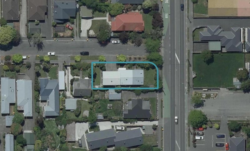 1/129 Hills Road, Edgeware, Christchurch - Carousel 1