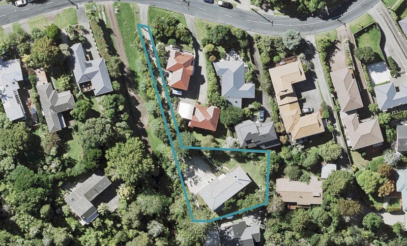 22 Channel View Road, Campbells Bay, Auckland - Carousel 1