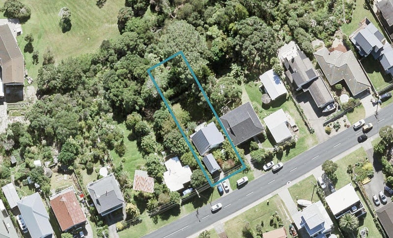 1436 Whangaparaoa Road, Army Bay, Whangaparaoa - Carousel 1