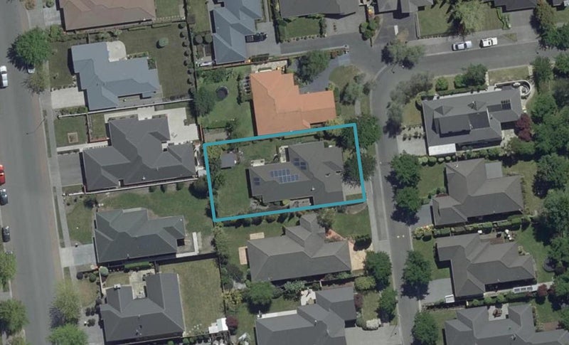 16 Parkside Crescent, Northwood, Christchurch - Carousel 1