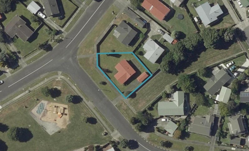 32 Dalwood Grove, Highbury, Palmerston North - Carousel 1