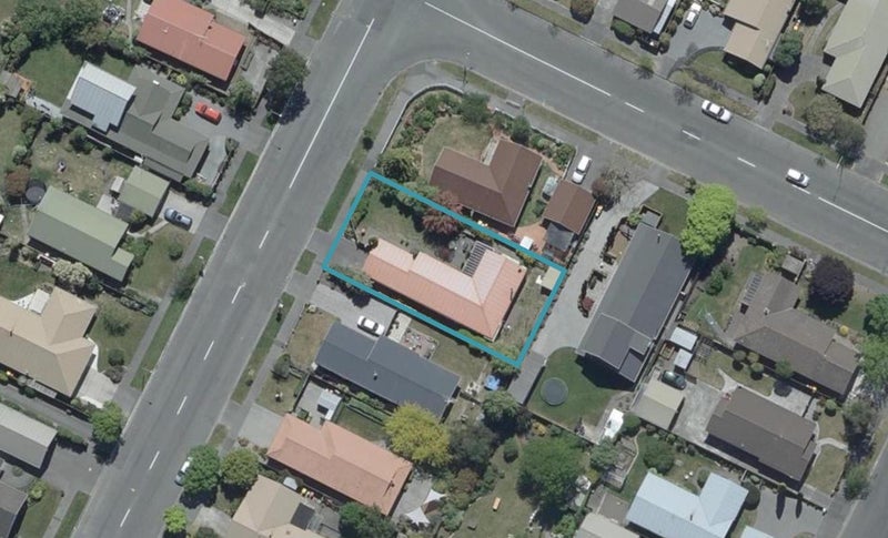 246 Queenspark Drive, Parklands, Christchurch - Carousel 1