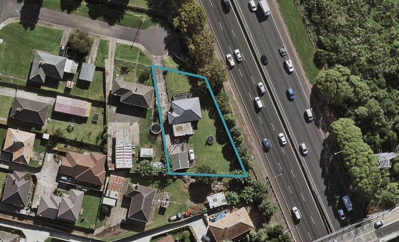 2 Laxon Avenue, Otara, Auckland - Carousel 1