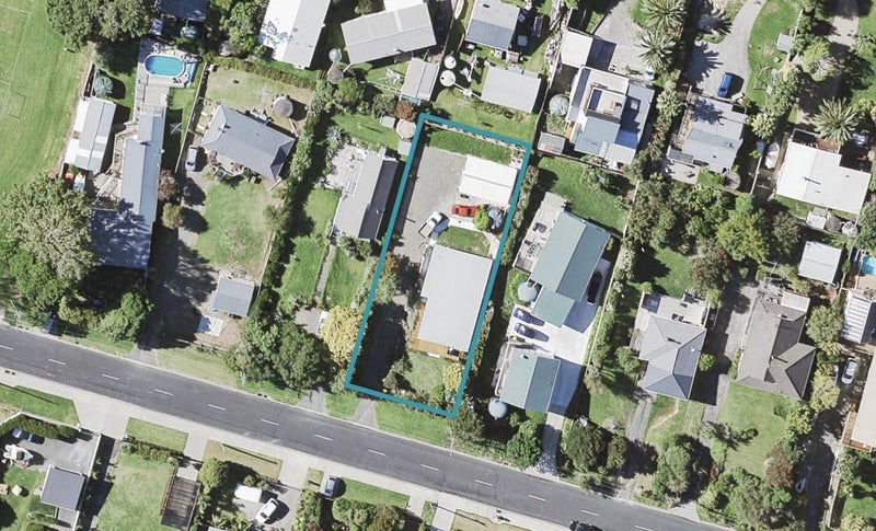 65 Karaka Road, Beachlands, Auckland - Carousel 1