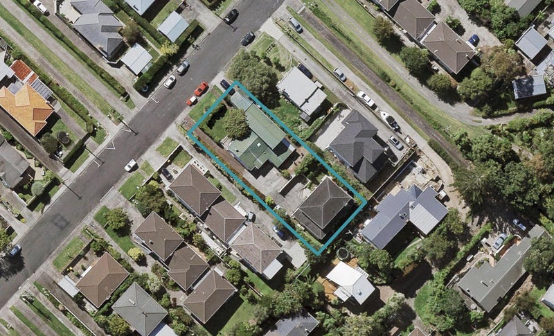 1/20 Gordon Avenue, Milford, Auckland - Carousel 1