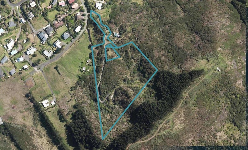 31D Tasman Heights, Ahipara, Kaitaia - Carousel 1
