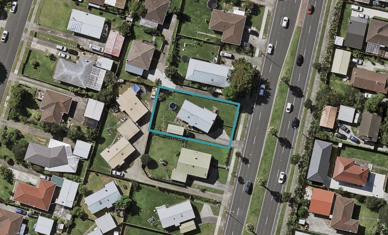 160 Te Irirangi Drive, Clover Park, Auckland - Carousel 1
