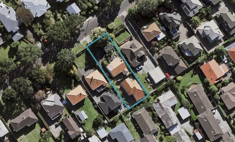 2/47 Raurenga Avenue, Royal Oak, Auckland - Carousel 1