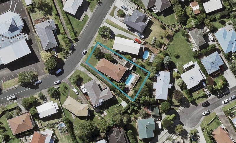 44 Seine Road, Forrest Hill, Auckland - Carousel 1