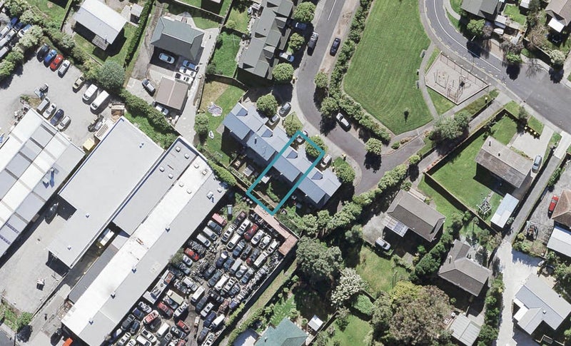 15 Standage Lane, Kelston, Auckland - Carousel 1