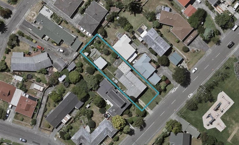 195 Matai Road, Raumati Beach, Paraparaumu - Carousel 1