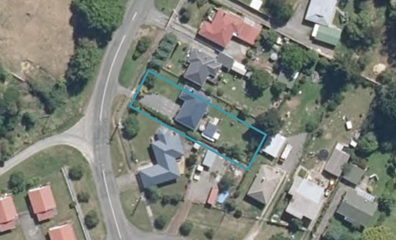 24 Ongo Road, Hunterville - Carousel 1